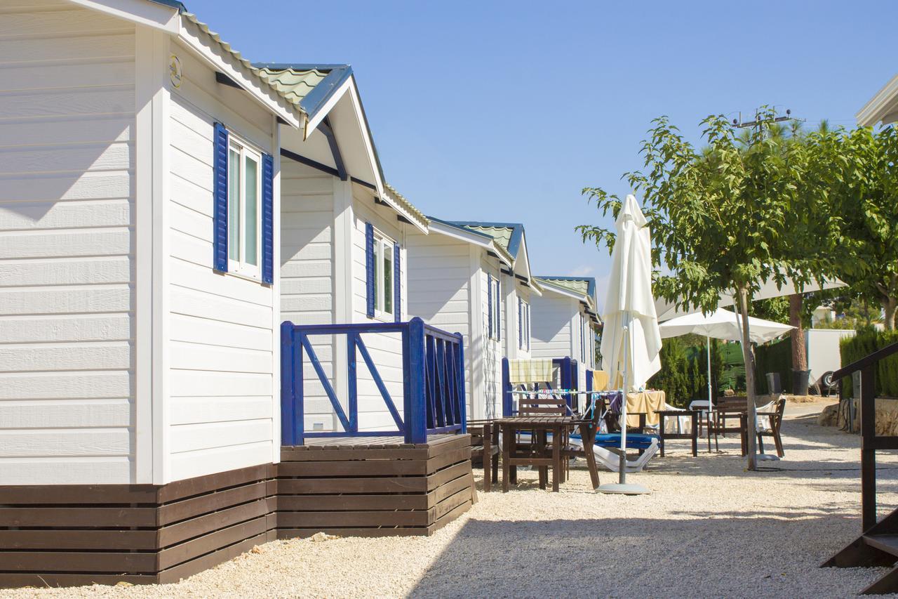 Отель Camping La Torreta Бенидорм Экстерьер фото